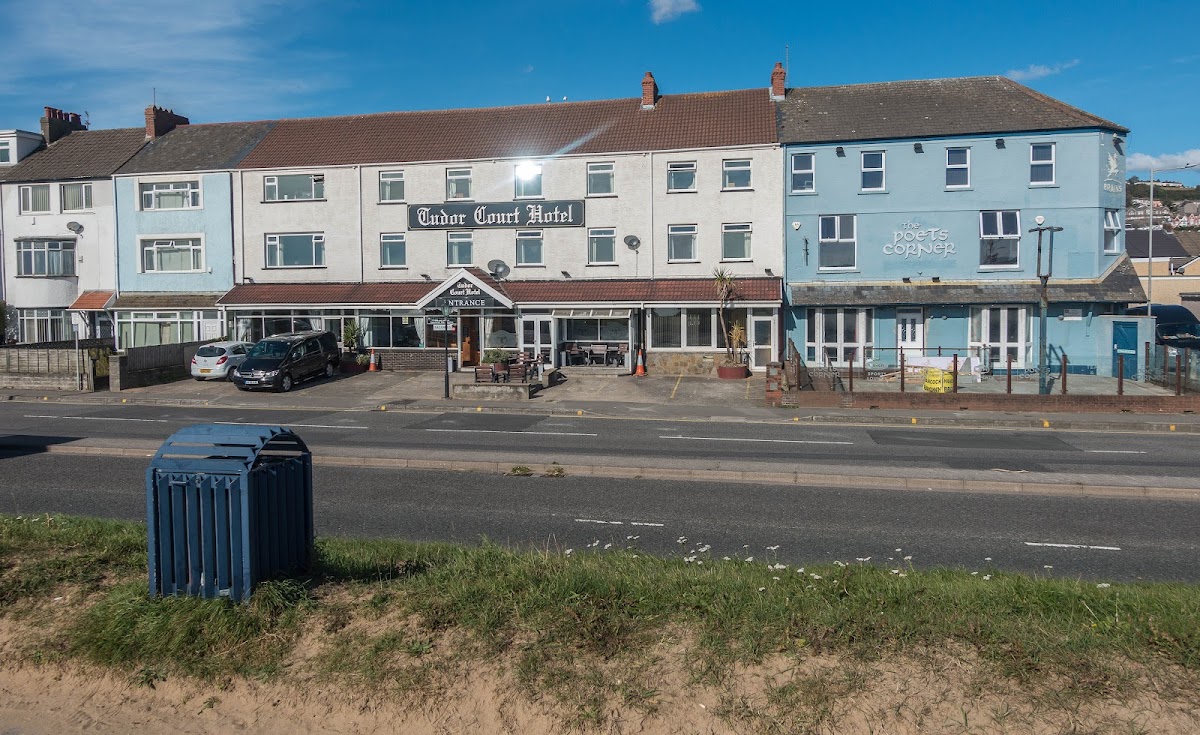 Tudor Court Hotel